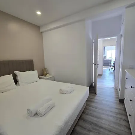 Apartment O By Mtphomes